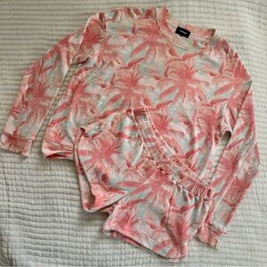 Monrow Palm Print Sweatshirt + Shorts Set 
XS/S